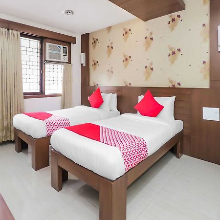Oyo 17278 Hotel Srinivas Mangalore Luaran gambar
